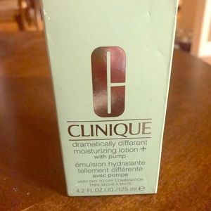 NEW-never opened Clinique moisturizer